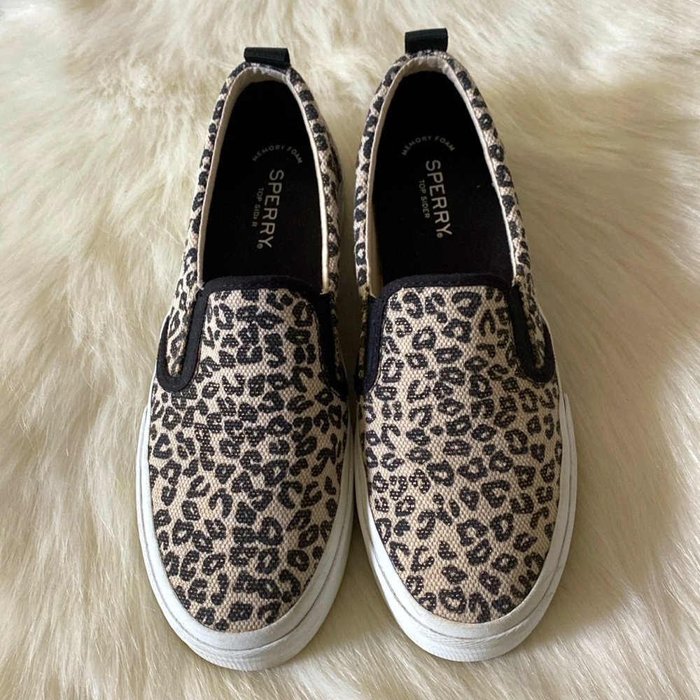 Sperry Top-Sider Pier Wave Hi Slip-On Leopard Print Sneakers Size 8.5